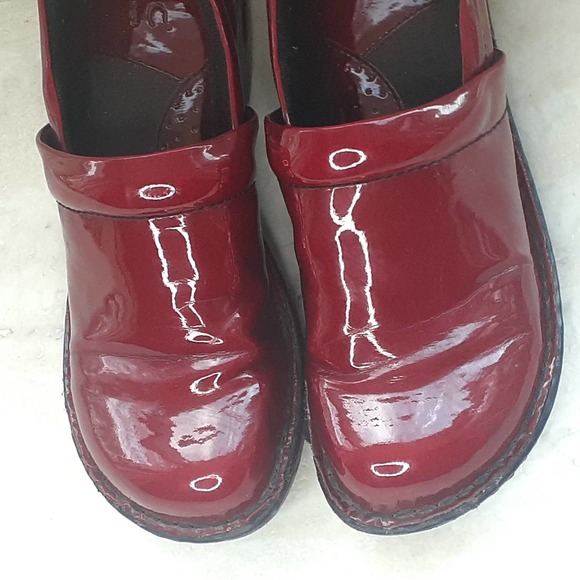 BOC Burgundy Comfort Clogs Man Made Upper Size 38.5 - Picture 2 of 12